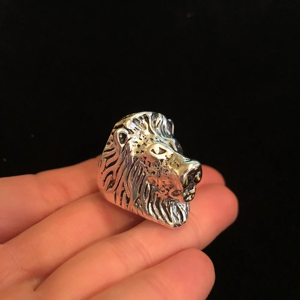 Silver Tone Lion Head Ring